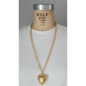 Gold Heart Pendant Necklace